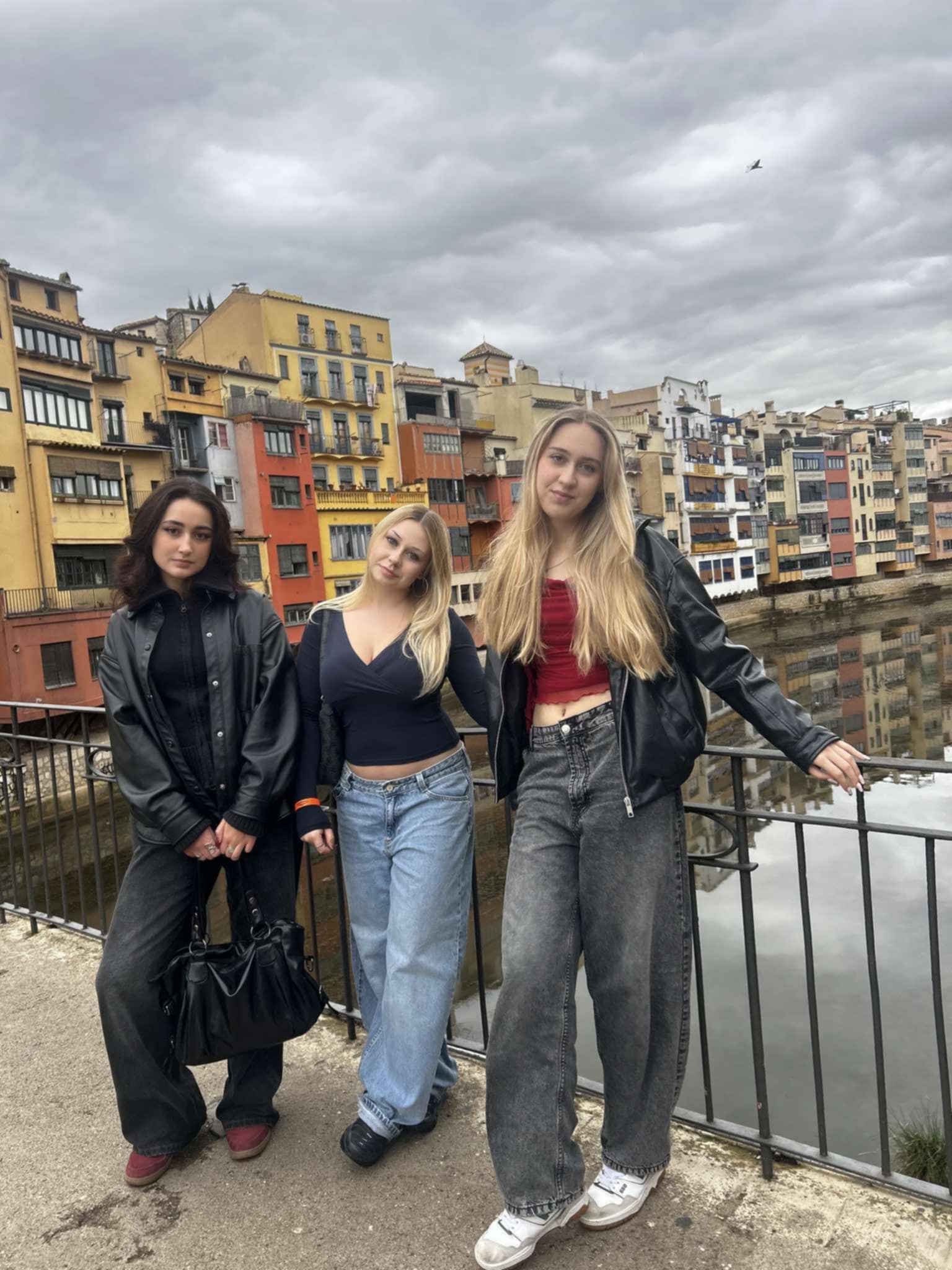 ec584607-e7c6-45c5-a59d-e1a79ab5f351